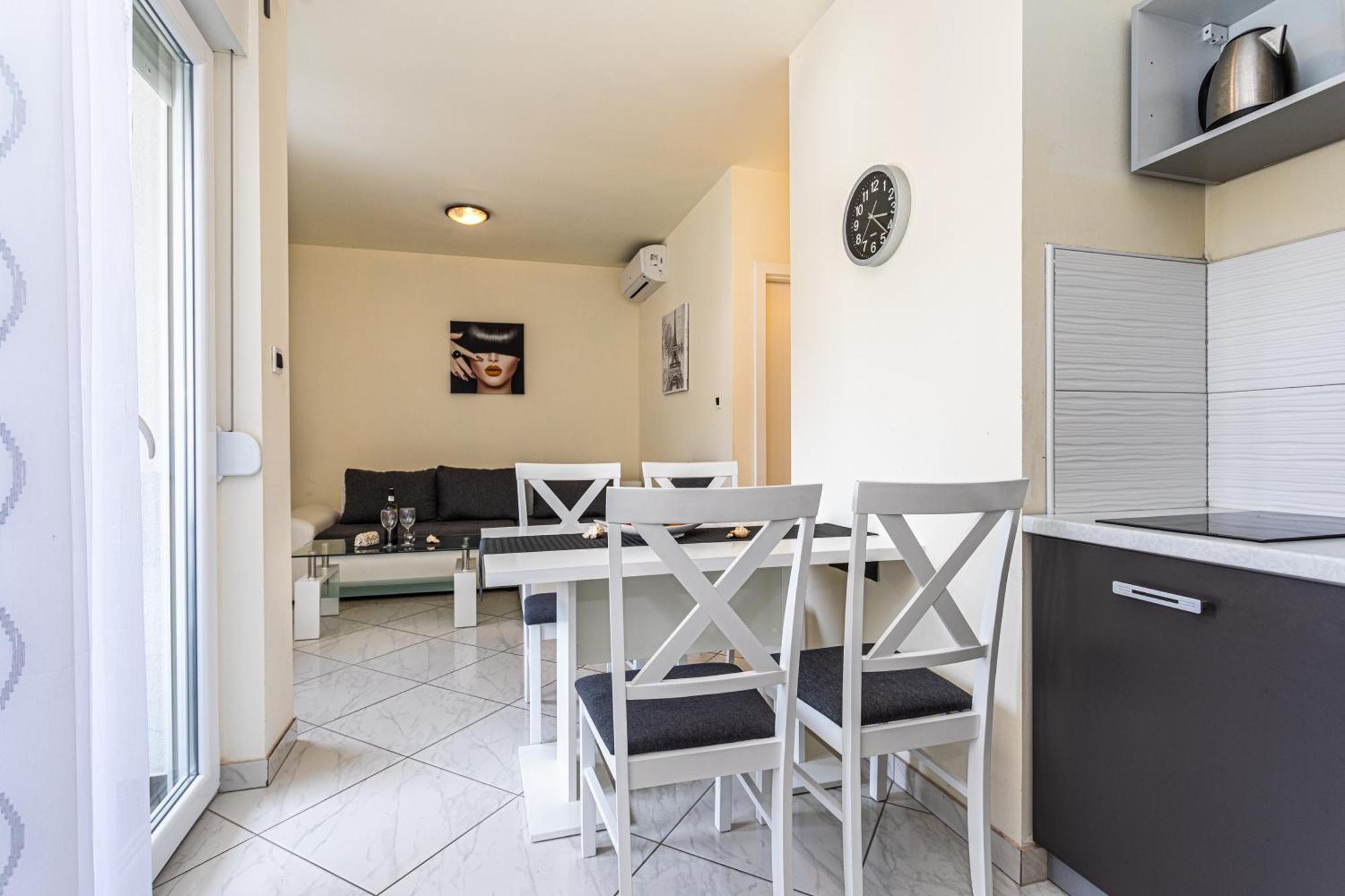 Domagoj D&d, Appartement *